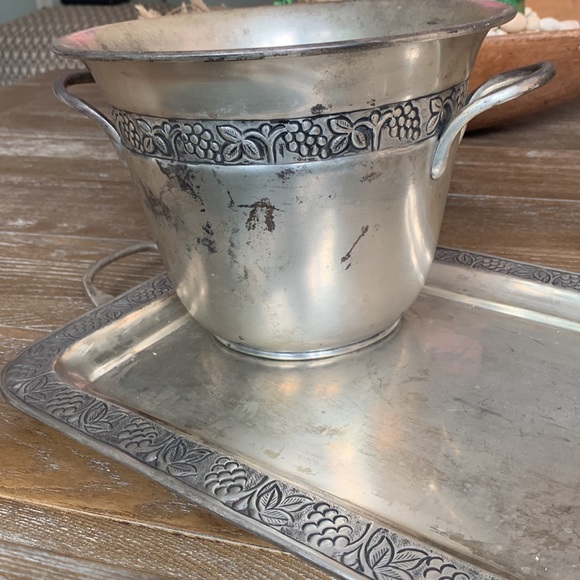 Pottery Barn silver 2 pc LOT SET grape/leaf serving tray and ice bucket GUC - Picture 11 of 15